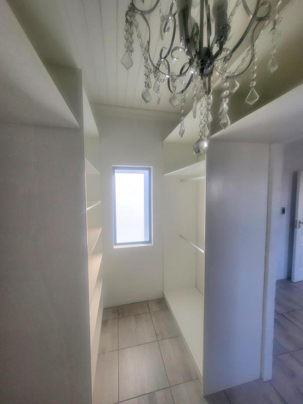 3 Bedroom Property for Sale in Laaiplek Western Cape